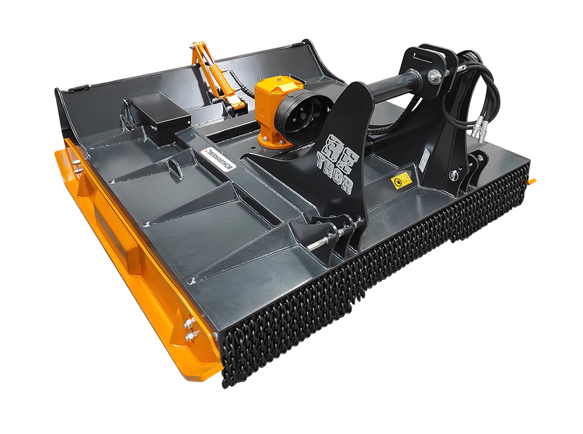 Capinadeira corta mato Bermarthor RE-THOR F com chassis florestal robusto e correntes anti-projeção