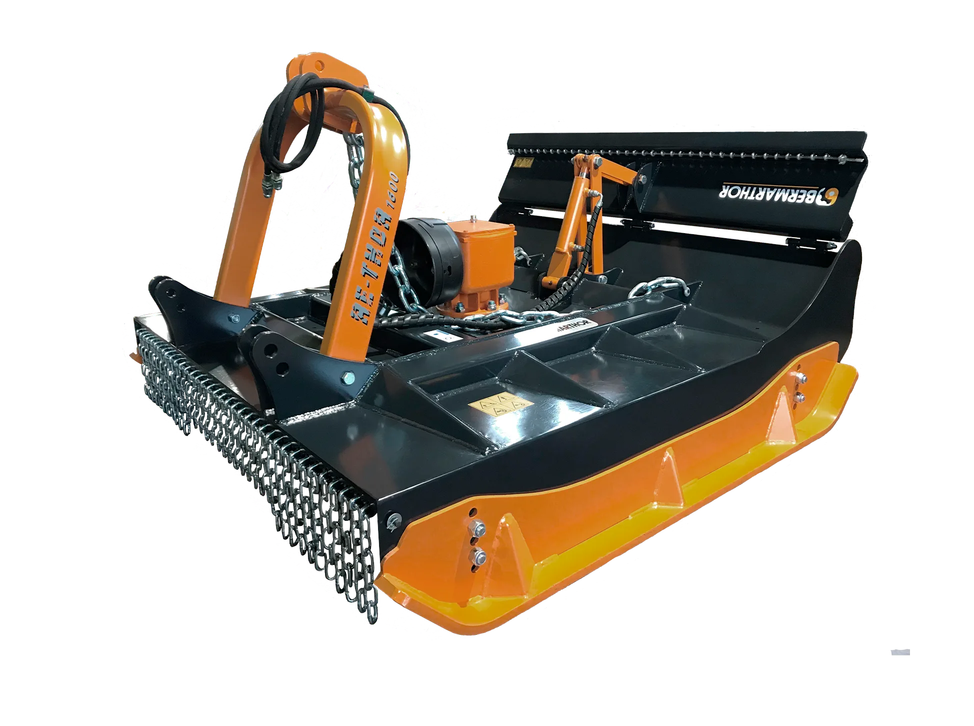 Capinadeira RE-THOR-1600: Cardan T60 Dupla Embraiagem, Cabeçote Fixo, Peso 530 Kg, Potência 75cv a 95cv