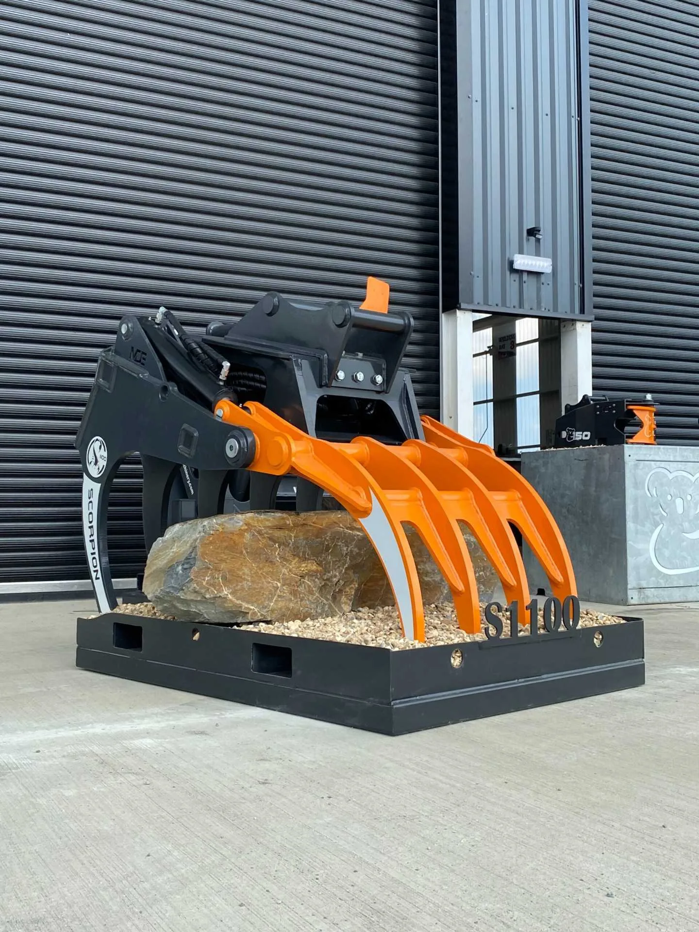 Bermarthor- Scorpion S1100-15